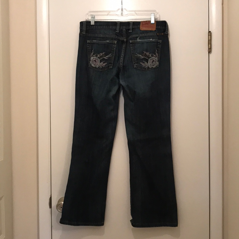 Lucky brand jeans, embroidered pockets, size 30